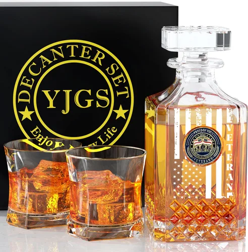 Miniatura 11 de Set de decantador de whisky para hombres, juego de decantador We The People con vasos, decantador grabado con bandera americana para regalos