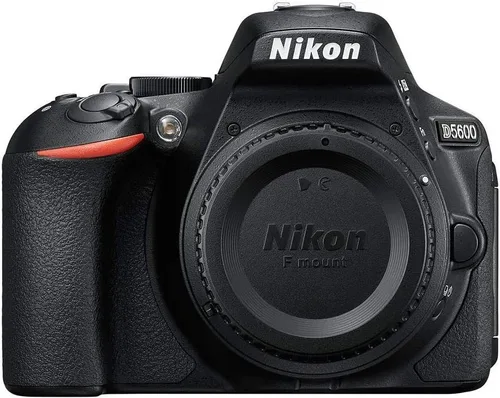 Cámara D5600 formato DX digital SLR