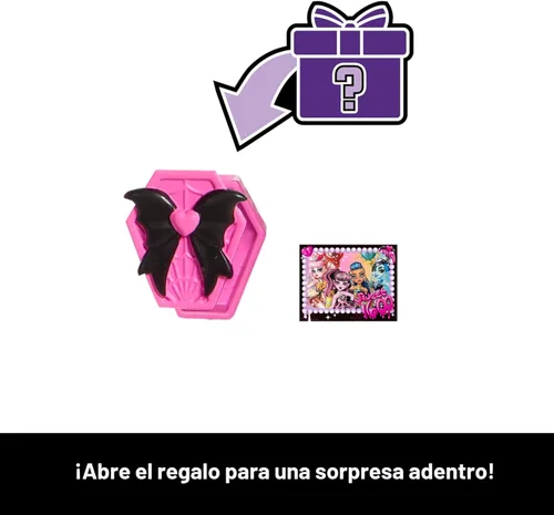 Miniatura 3 de Monster High Muñeca de Cumpleaños de Dulce Miedo, Draculaura en Vestido de Fiesta Rosa con Accesorios Temáticos como Invitación, Globo, Regalo