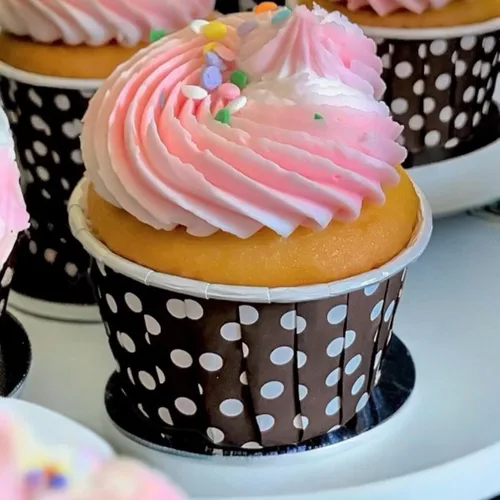Miniatura 3 de The Baker Celebraitons - Soporte para magdalenas (100 unidades, 2.5 pulgadas), color marrón