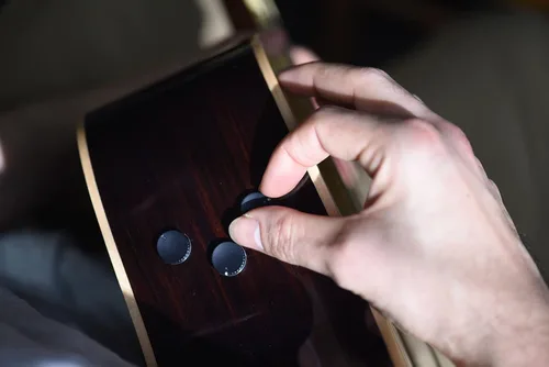 Miniatura 2 de Yamaha FGC-TA Dreadnought Cutaway Guitarra Transacústica con Chorus y Reverb, Negro