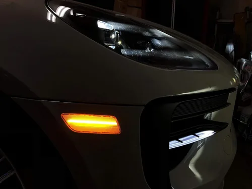 Miniatura 8 de iJDMTOY Kit de Luces Marcadoras Laterales de Parachoques LED Completas de Lente Transparente y Ámbar Compatible con Porsche Macan 2014-2024
