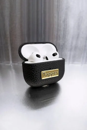 Miniatura 2 de Tapper Funda de cuero negro / chapado en oro de 18 quilates para AirPods (3ª generación)