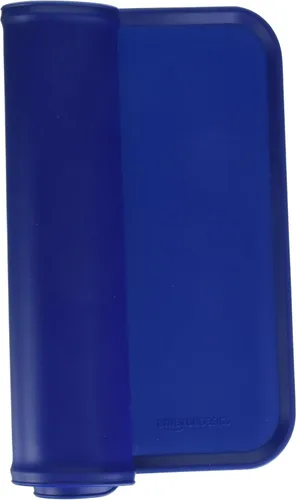 Miniatura 2 de Amazon Basics - Tapete de silicona antideslizante e impermeable para platos de comida y agua de mascotas - 18.5 x 11.5 pulgadas, color azul