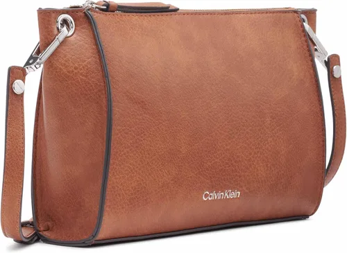 Miniatura 2 de Calvin Klein Mochila Millie Novelty Reyna Crossbody para mujer, Caramel Combo