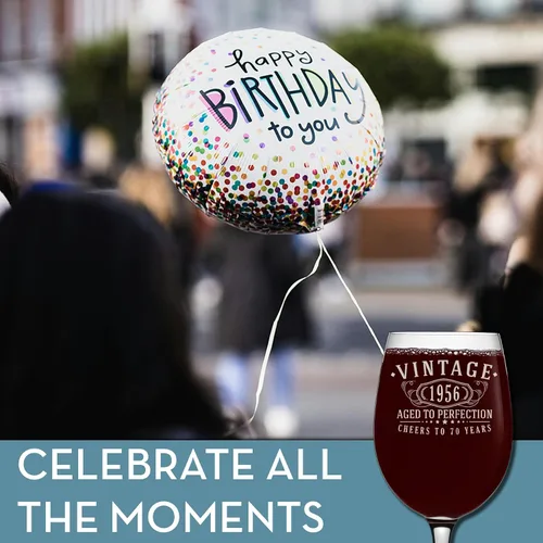 Miniatura 5 de Spotted Dog Company Copa de vino grabada vintage de 16 onzas con tallo de 16 onzas, regalos de feliz cumpleaños 70 para mujeres y hombres, saludos a