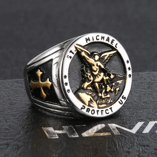 Miniatura 2 de HZMAN - Anillo de San Miguel El Gran Arcángel protector derrotando a Satanás estatuilla de acero inoxidable