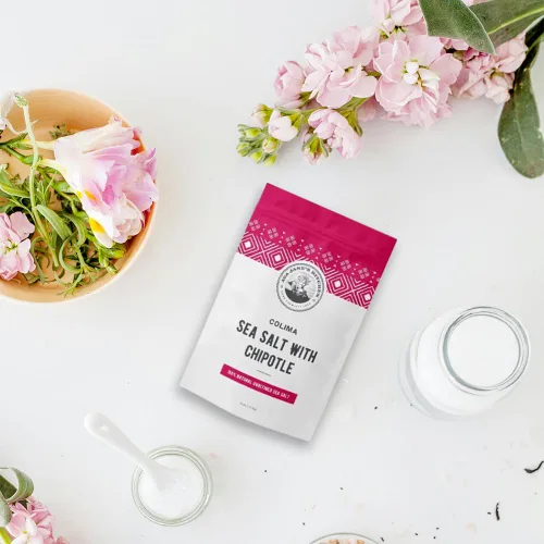 Miniatura 4 de Sal marina de Colima Nuevos sabores – Sal marina escamosa 100% natural con cuatro sabores diferentes – Cosechada a mano y sin refinar – Para carnes