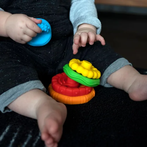 Miniatura 2 de Baby Einstein Cals Connectors - Juguete sensorial con eslabones texturizados, a partir de 0 meses en adelante