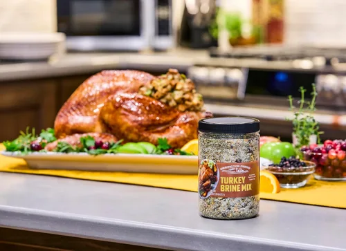 Miniatura 6 de Mezcla de salmuera de pavo Orrington Farms Mezcla sabrosa de sal marina, arándanos, salvia, bayas de enebro y más Para salmueras de pavos