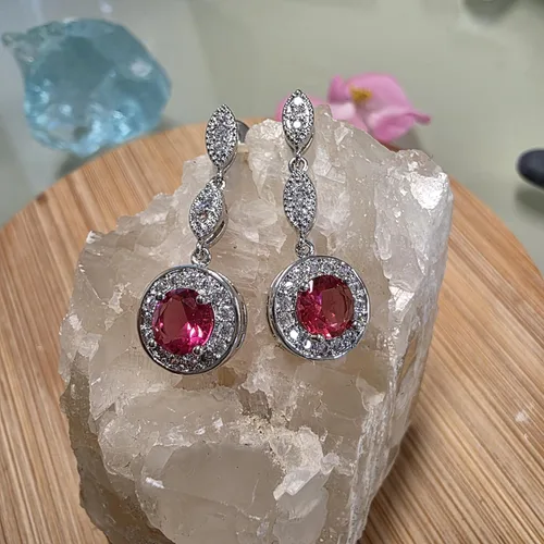 Miniatura 6 de Crystalline Azuria Aretes colgantes con cristales redondos de circonita chapada en oro blanco de 18 quilates para mujer