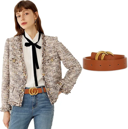 Miniatura 218 de Cinturón de cuero clásico con hebilla de metal para mujer con vestido de jeans
