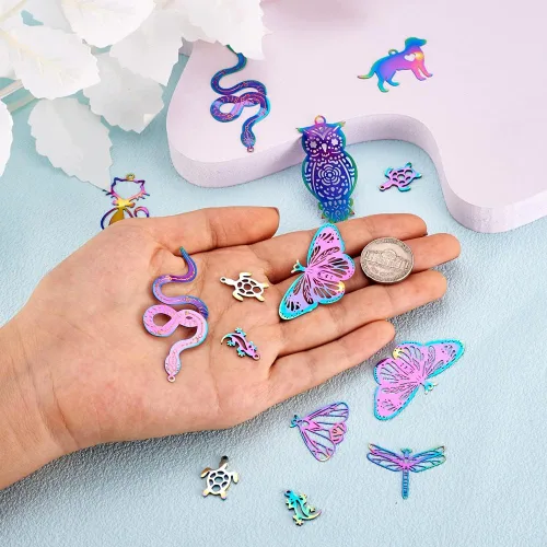 Miniatura 112 de FASHEWELRY 16 dijes de plumas de arco iris de acero inoxidable con alas de filigrana, adornos de metal de 4 colores para hacer joyas, pulseras