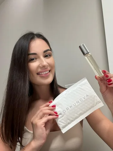 Miniatura 6 de Perfume de Feromonas para Mujeres Vanilla Dream – Fragancia Duradera para Mujeres con Vainilla y Jazmín, Vegano y Libre de Crueldad – 10 ml/0.33 fl.