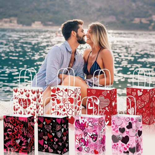Miniatura 6 de KIPETTO Bolsas de regalo de San Valentín, 12 bolsas de papel para el día de San Valentín con asas en forma de corazón, bolsa de golosinas