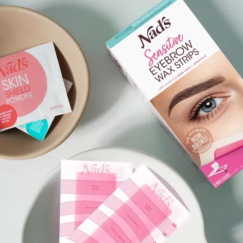 Miniatura 7 de Nad's Tiras de Cera para Cejas - Depilación Facial para Mujeres - Kit de Cera para Cejas con 6 Tiras de Cera para Cejas + 6 Toallitas de Aceite