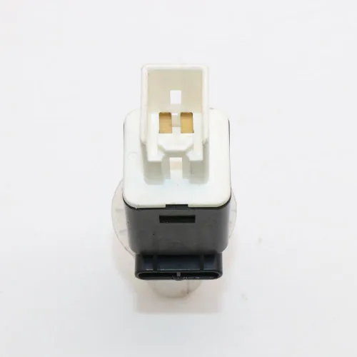 Miniatura 6 de Interruptor de luz de freno GJ6A-66-490 para Mazda 2 6 CX-7 RX-8 Miata 2003-2013