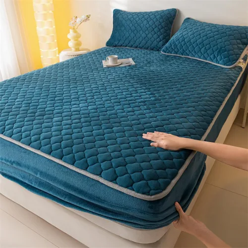 FCLDESHOP Sábana bajera ajustable de bolsillo profundo, colcha de forro polar coral cálido para invierno, protector de colchón grueso de color Azul