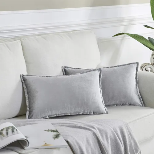 Miniatura 28 de GIGIZAZA Fundas de Almohadas Decorativas de Terciopelo Dorado Lumbar 12x20 Oblongas para Sofá y Sillón Paquete de 2