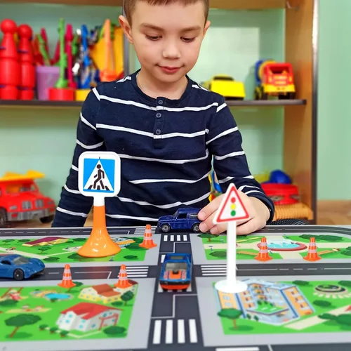 Miniatura 5 de NUOBESTY 7 mini conos de tráfico, señales de tráfico para niños de 0.98 pulgadas, para entrenamiento deportivo en miniatura, conos de bloqueo