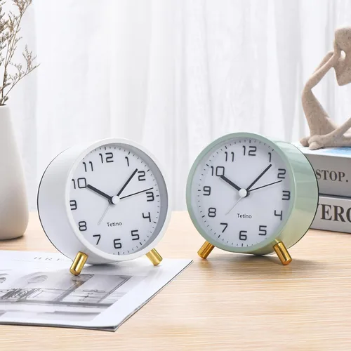 Miniatura 7 de Tetino Reloj despertador analógico, retro de metal, silencioso, sin tictac, con luz nocturna, funciona con pilas, diseño simple, para dormitorios