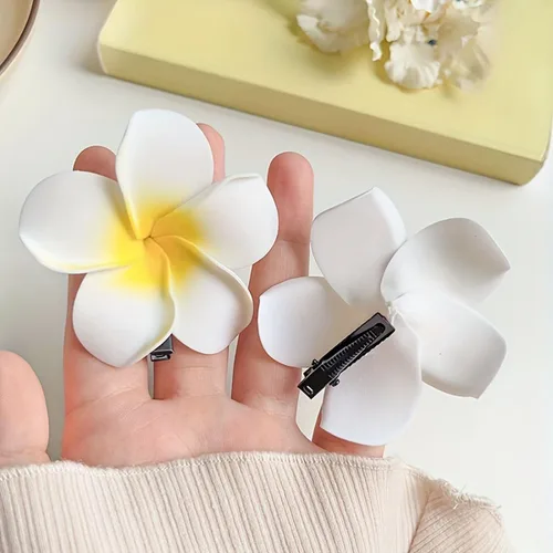 Miniatura 3 de 50 pinzas para el cabello de 2.5 pulgadas de espuma hawaiana Frangipani artificial de plumeria para el hogar, novia, boda, fiesta tropical, Mezcla