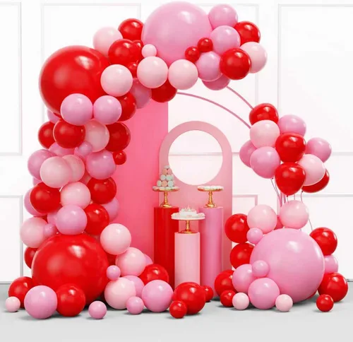 Miniatura 23 de Kit de arco de guirnalda de globos de color dorado y negro, 134 globos metálicos dorados y negros con diferentes tamaños para graduación
