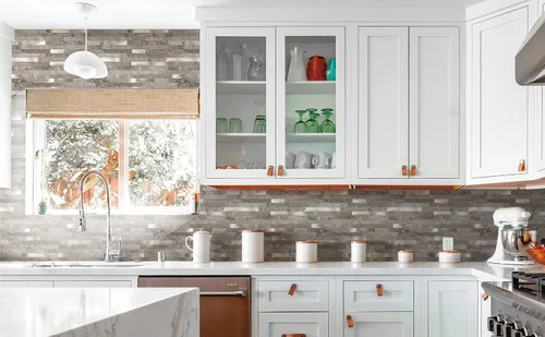 Miniatura 11 de KASARO - Azulejos de 1 hoja para pelar y pegar para salpicaduras de cocina, mármol beige con rayas doradas antiguas, azulejo autoadhesivo