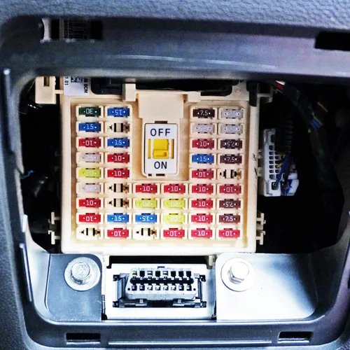 Miniatura 3 de UZAKA Paquete de 100 fusibles automáticos de 20 amperios, APM/ATM, 32 V, mini cuchilla, fusibles estilo cuchilla de 20 A, fusibles para automóvil