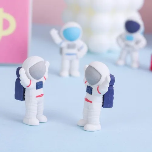 Miniatura 8 de NUOBESTY 24 borradores de astronauta para niños, lindos mini escritorio espacial 3D, juego de borradores de rompecabezas espaciales para premios