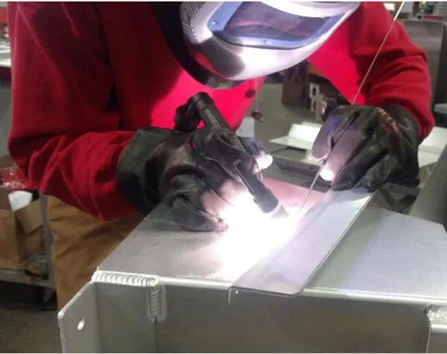 Miniatura 4 de Tillman 44-M Guantes de Soldadura TIG Medianos de Piel de Cabrito de Grano Superior