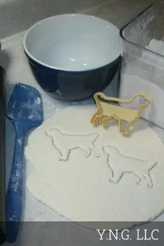 Miniatura 2 de CORTADOR DE GALLETAS PARA MASCOTAS PARA PERROS PARA RAZAS DE PERROS DE ORO RETRIEVER HECHO EN USA PR626