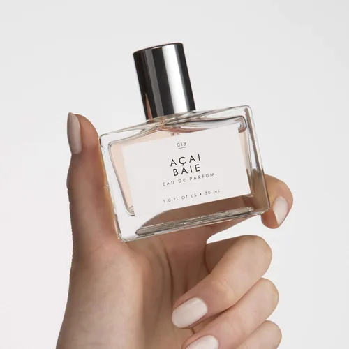 Miniatura 5 de Le Monde Gourmand Açai Baie Eau de Parfum - 1 fl oz (30 ml) - Notas de vainilla, bayas y lirio del valle