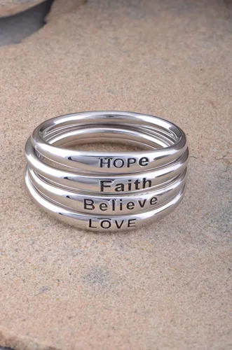 Miniatura 5 de SILVERCLOSEOUT Anillo de amor para mujer, chapado en rodio y apilable, fino
