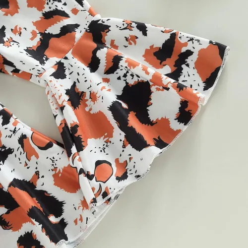 Miniatura 7 de Conjunto de 2 piezas de ropa occidental con estampado de letras, sudadera con estampado de vaca, pantalones acampanados para otoño e invierno