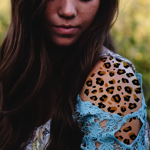 Miniatura 6 de Tatuajes temporales con estampado de leopardo, 6 hojas de calcomanías realistas de piel de leopardo para adultos y niños, perfectas para Halloween