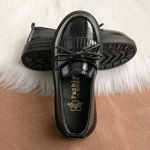 Miniatura 23 de KIDSUN Zapatos de vestir para niño y niña, cómodos zapatos Oxford con cordones para uniforme escolar, mocasines planos (bebé/niño pequeño) E-negro
