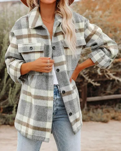 Miniatura 2 de BTFBM Camisas de franela de manga larga con botones y cuello en V para mujer, blusas de franela de gran tamaño con cuello en V