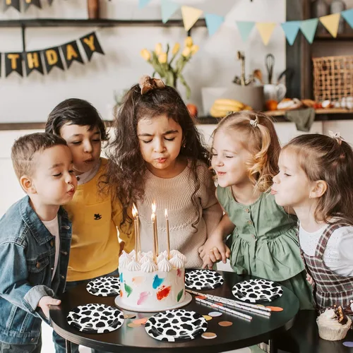 Miniatura 2 de 100 Piezas Suministros de Fiesta de Cumpleaños con Estampado de Vaca, Incluye 50 Piezas Platos de Vaca y 50 Piezas Servilletas de Vaca, Suministros