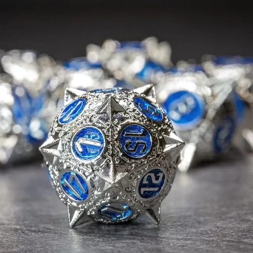Miniatura 14 de Sage's Portal Enchanted Morning Stars - Juego de 7 dados poliédricos de metal con pinchos para Dungeons and Dragons TTRPG Pathfinder Negro/Oro/Sangre