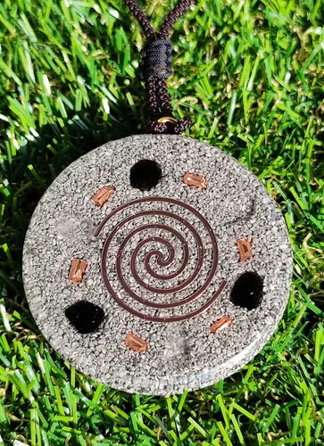 Miniatura 2 de Collar con Colgante Reversible de Orgón de Geometría Sagrada GRANDE 2.25 pulgadas 10.7cm