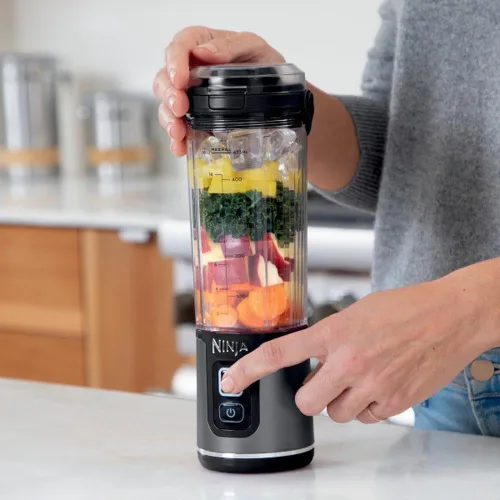 Miniatura 6 de Ninja BC151BK Blast Licuadora Portátil, Sin Cable, Recipiente de 18oz, Licuadora Personal - para Batidos y Licuados, Libre de BPA, Tapa Hermética