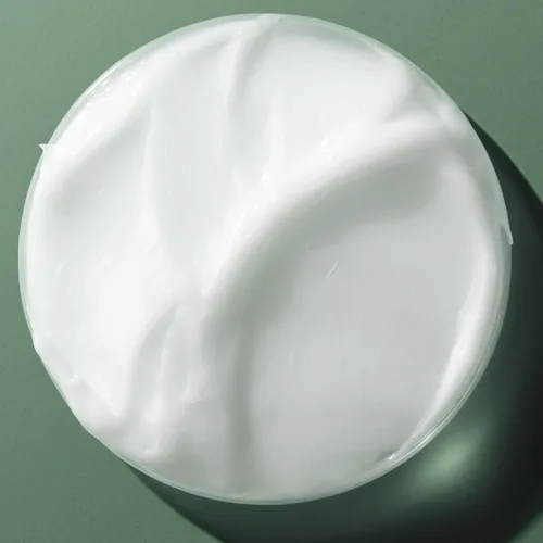 Miniatura 4 de Biolage Styling Leche de brillo suave Bruma ligera que suaviza el cabello y controla el encrespamiento Para todo tipo de cabello Sin parabenos