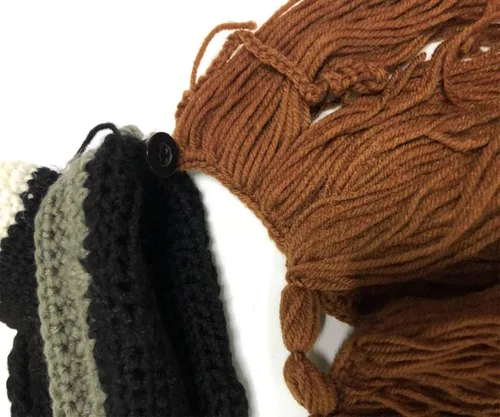 Miniatura 8 de YEKEYI Sombrero de cuerno de barba vikingo gorro de invierno cálido máscara de lana tejida divertida gorra de calavera