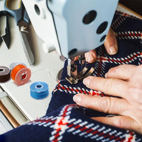 Miniatura 7 de BetyBedy 36 bobinas e hilos de coser con estuche para múltiples máquinas de coser, juego de bobinas preenrolladas