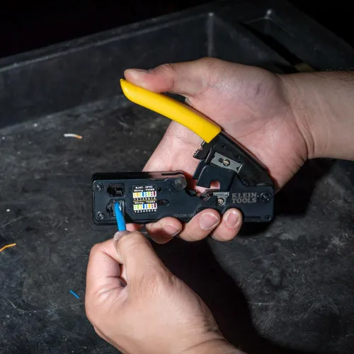 Miniatura 4 de Klein Tools VDV226-107 Crimpadora modular compacta de cable de datos de trinquete/pelacables/cortador de alambre, CAT6, CAT5, CAT3, cable de voz