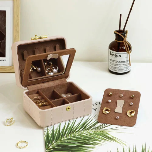 Miniatura 2 de KAMIER Joyero de viaje, organizador de joyas de viaje de cuero acolchado con diamante, caja organizadora de joyas de viaje pequeña para mujeres