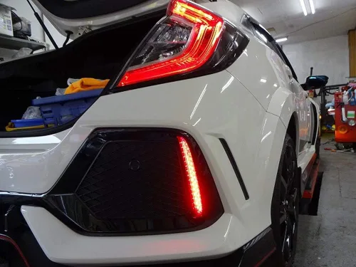 Miniatura 3 de iJDMTOY Reflectores de Parachoques LED de Lente Ahumada 24-SMD Compatibles con Honda Civic Hatchback 2017-21, SI o Sedan Tipo-R, Funcionan como