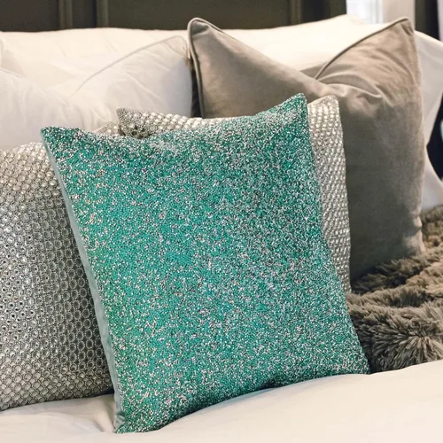 Miniatura 4 de Almohada luminosa, diamantes de imitación brillantes, terciopelo suave, inserto de fibra hipoalergénica, funda lavable, acento de decoración
