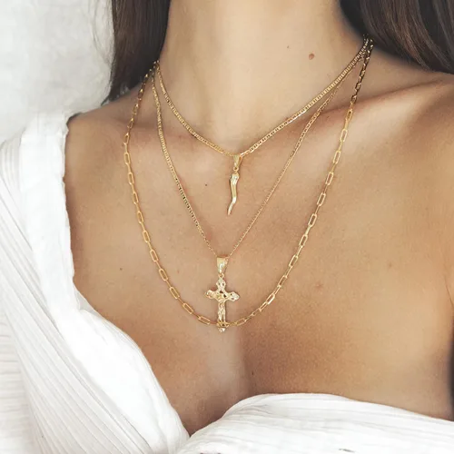 Miniatura 3 de Barzel 18K Gold Plated Flat Marina Chain With Italian Horn Necklace Cornicello - Made In Brazil